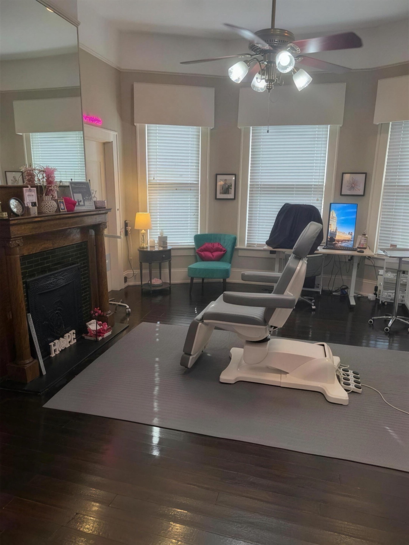 Body contouring treatment suite at Belovese Med Spa